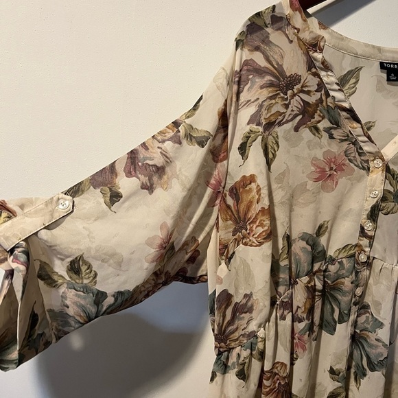 Torrid Chiffon Hi-Low Tunic Top - Picture 6 of 8